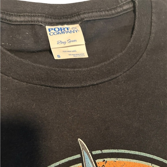 Baby Shark Black Kids T-Shirt, size Small, GUC - Picture 3 of 4